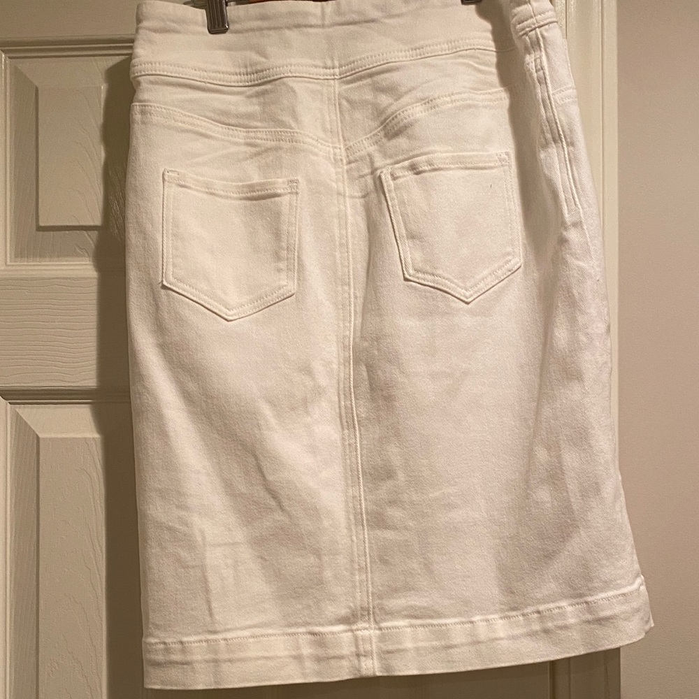The Main Street Exchange White Cotton Stretch Pencil Skirt Size 4 - Picture 3 of 3